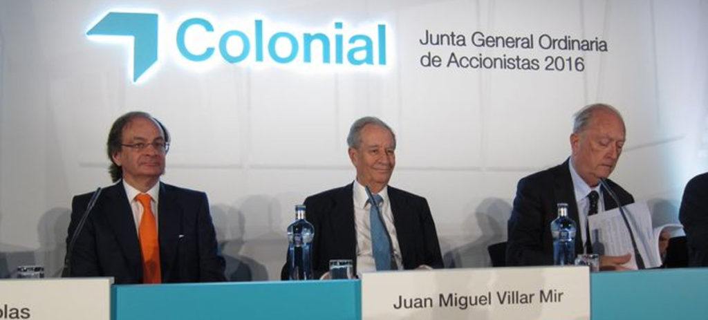 Junta de accionistas de Colonial en el que se puede ver al consejero delegado, Pere Viñolas y al presidente, Juan José Brugera.