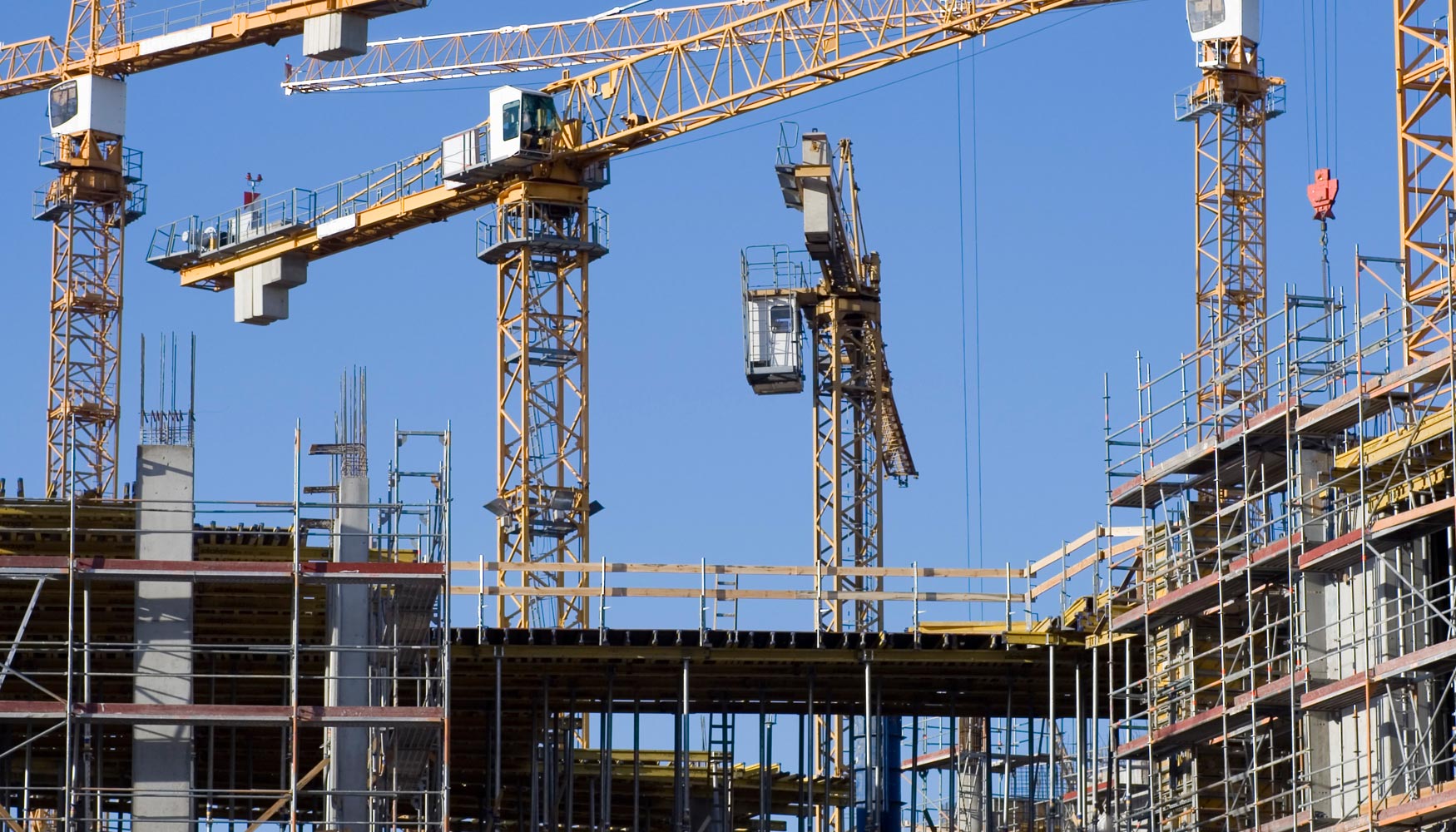 Las constructoras plantean al Gobierno un plan de infraestructuras de 157.000 millones